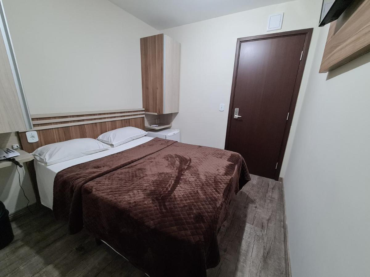 Quarto Duplo