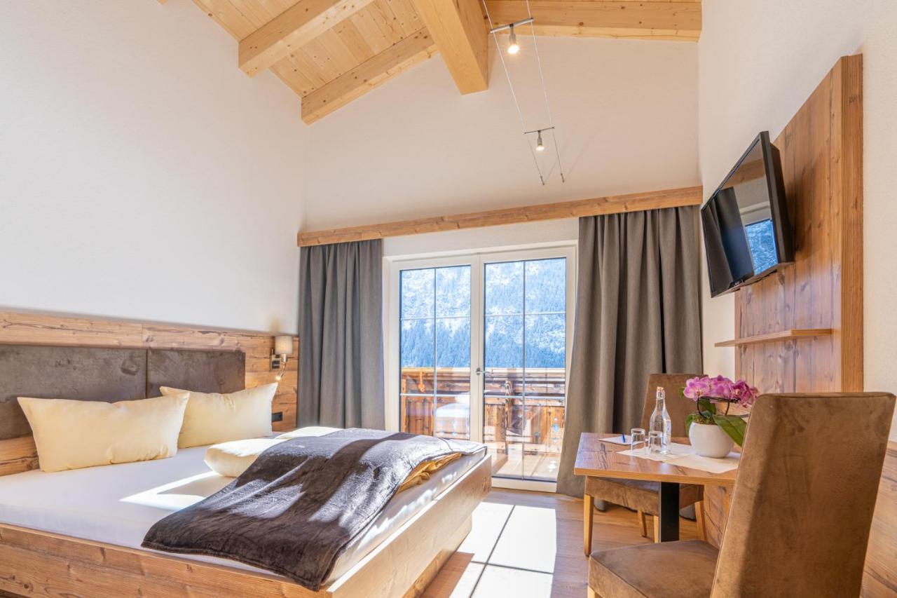 Doppelzimmer mit Balkon