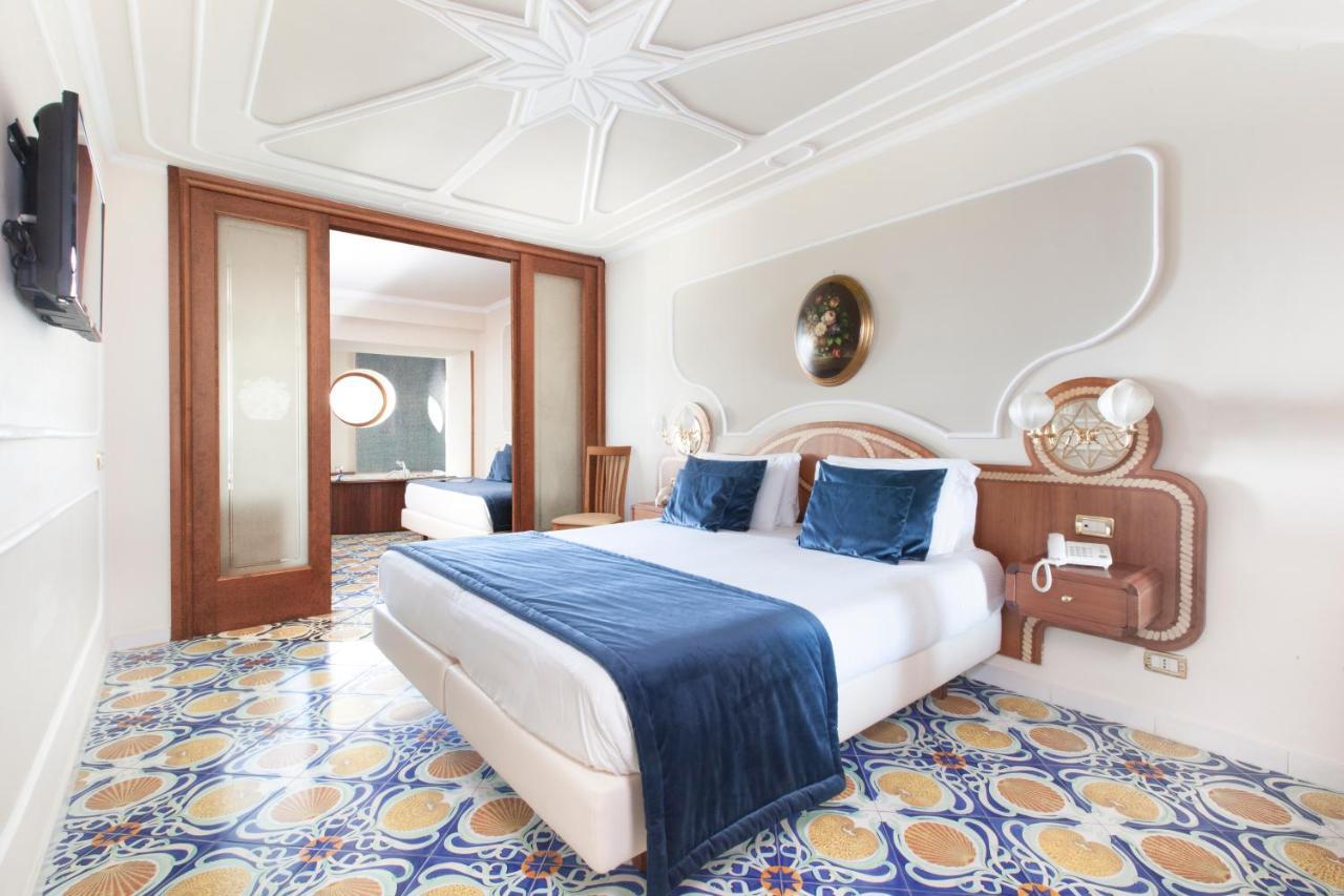 Junior Suite with Hot Tub