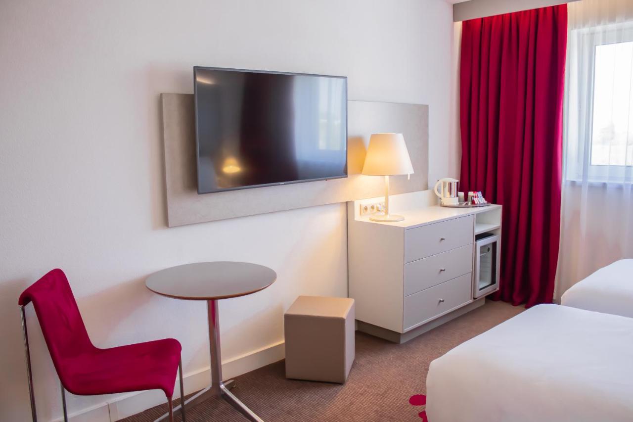 Classic Double Room with Double Bed or Twin Bed and Sofa Bed,1105341705:JPEG