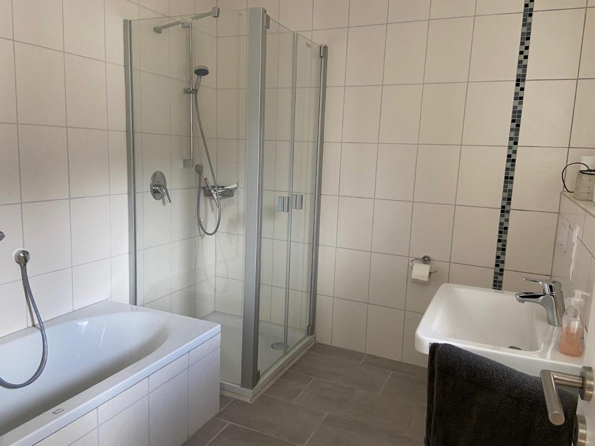 Doppelzimmer mit Balkon