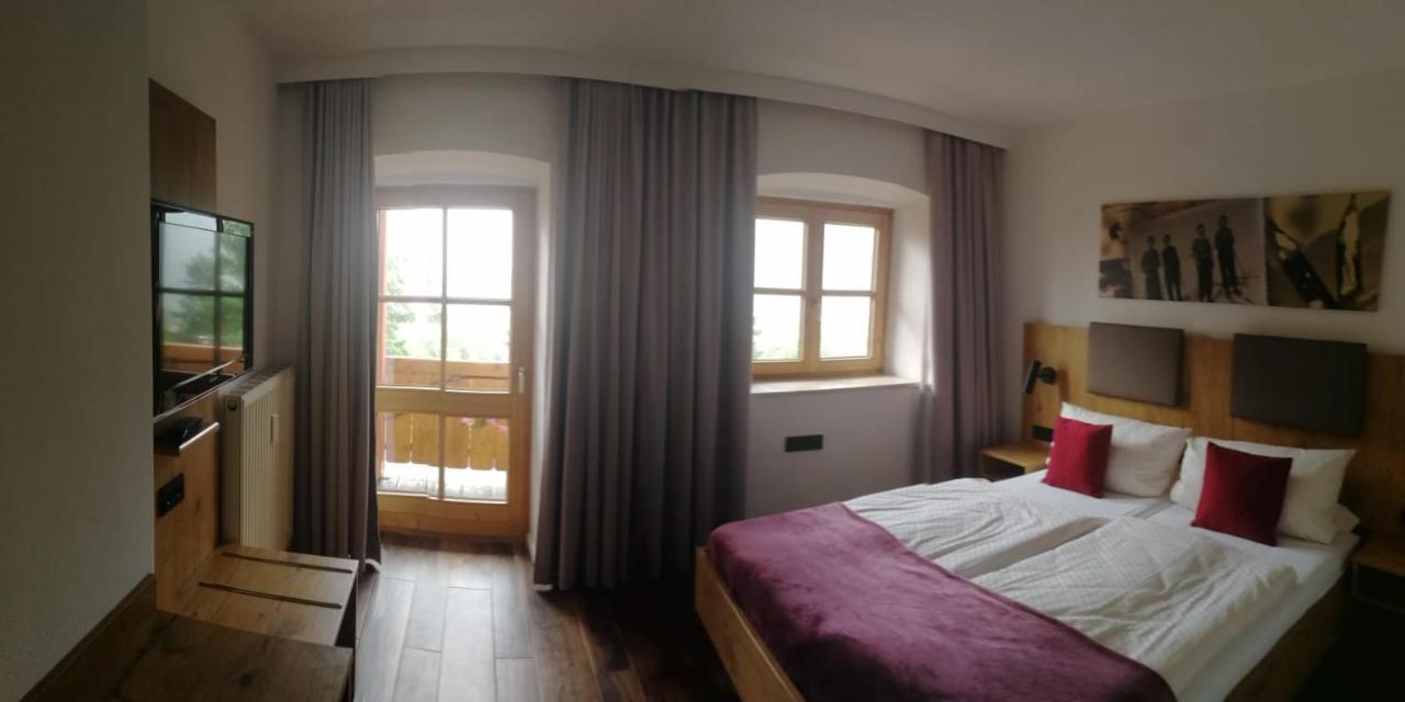 Double Room Mountain View
