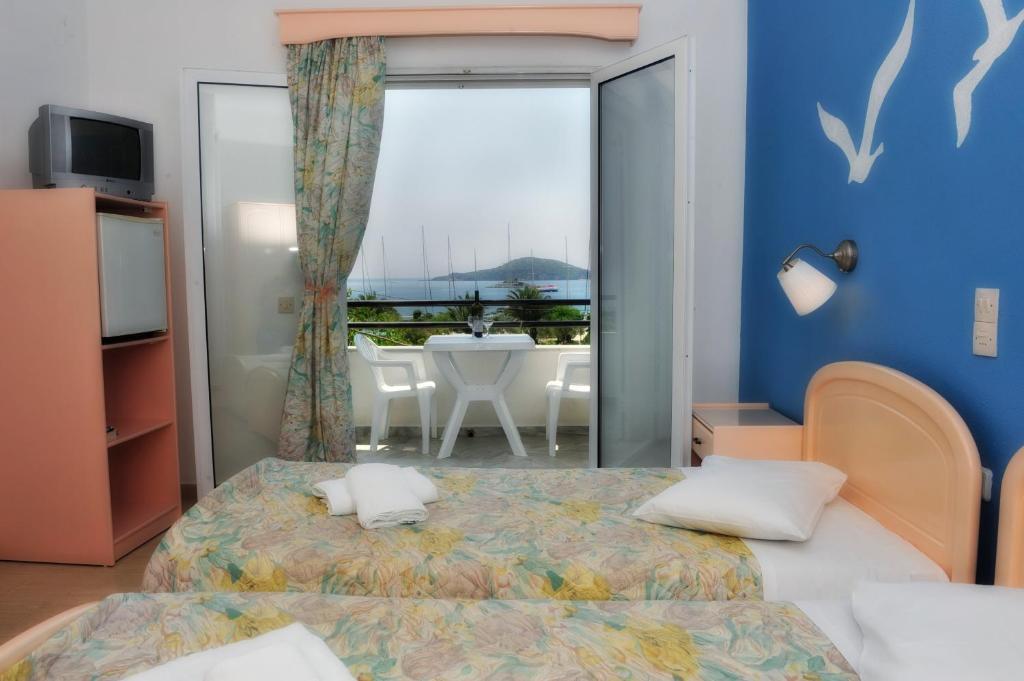 Double or Twin Room with Sea View,11397345:JPEG