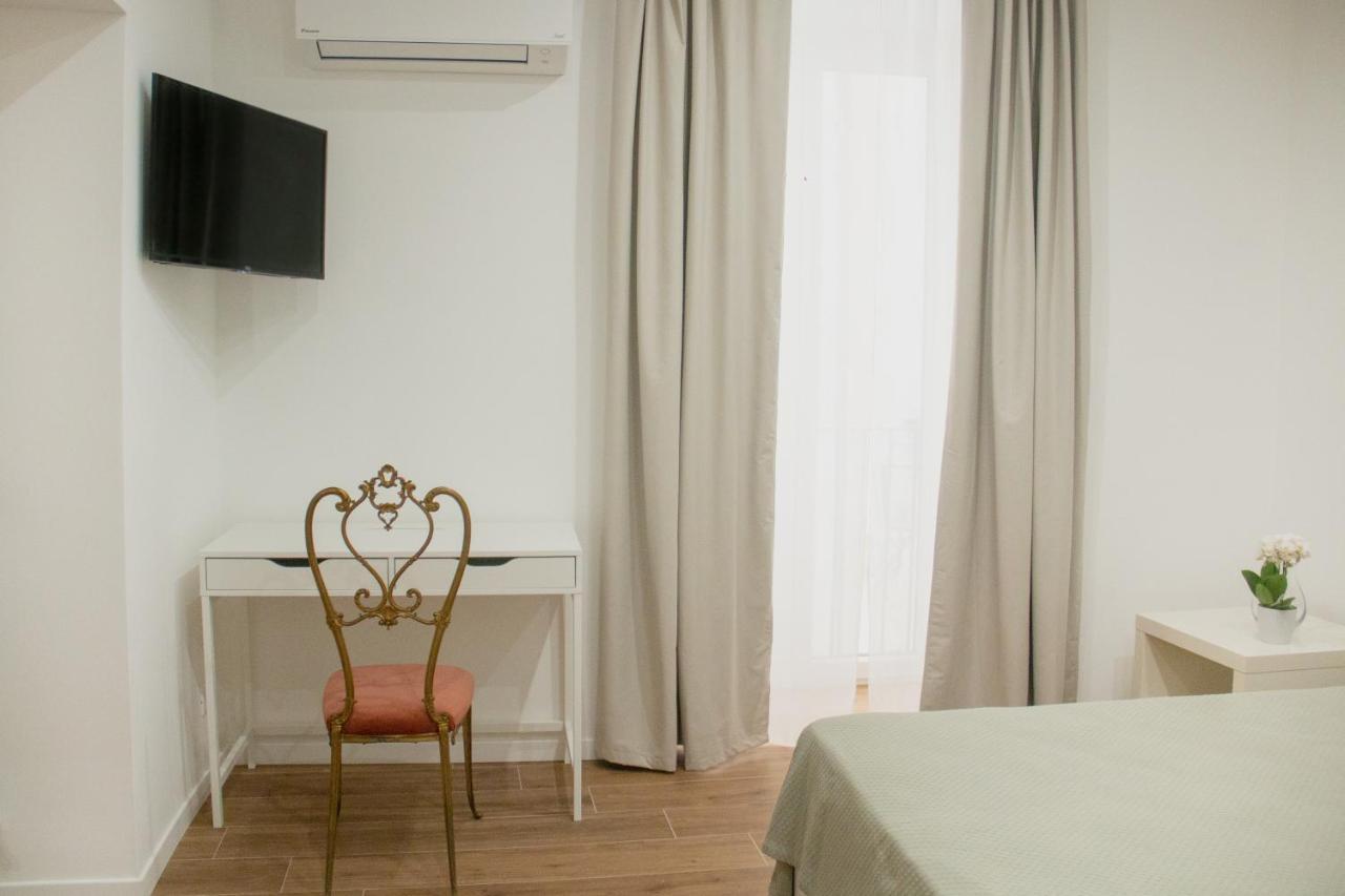 Double Room,1142617582:JPEG