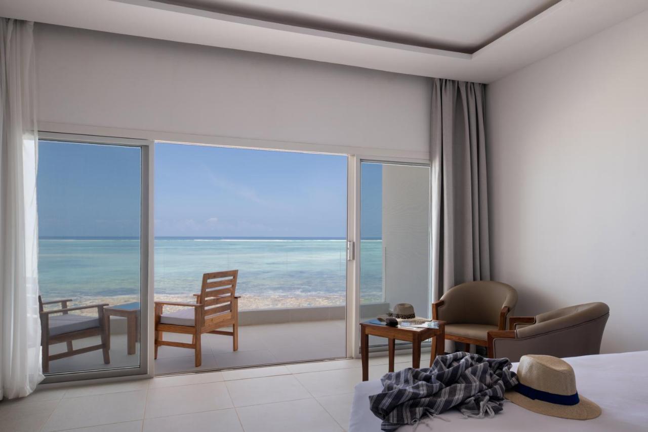 Beach Front Room