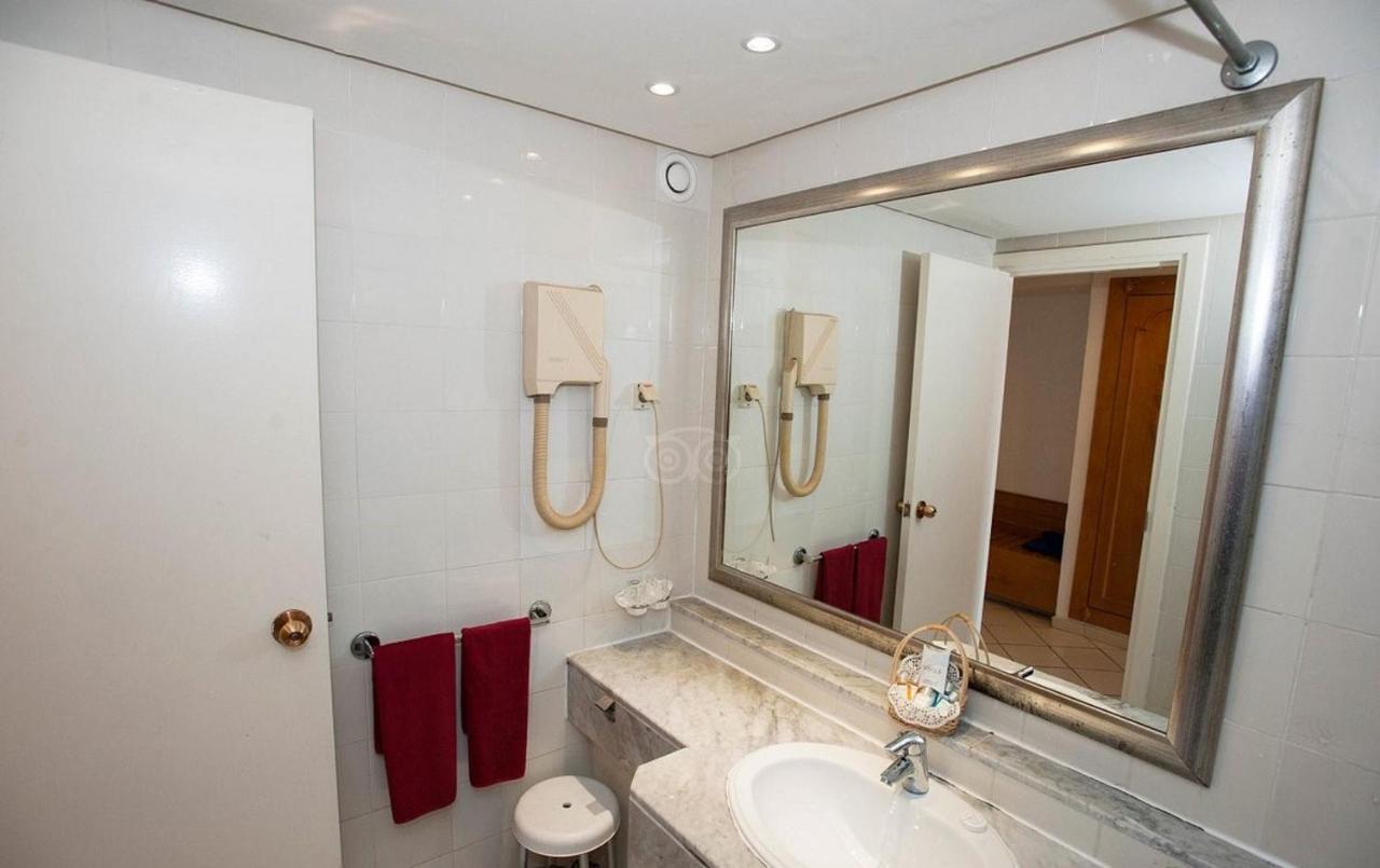 Chambre Double (1 Adulte et 1 Enfant)