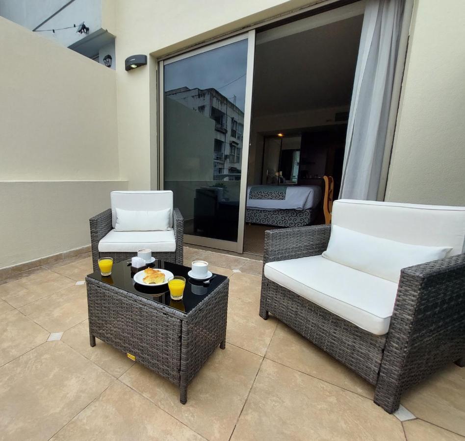 Suite King com Banheira de Hidromassagem