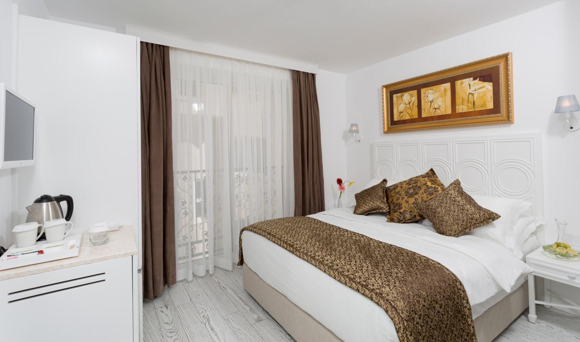 Standard Double or Twin Room,1279942000:JPEG