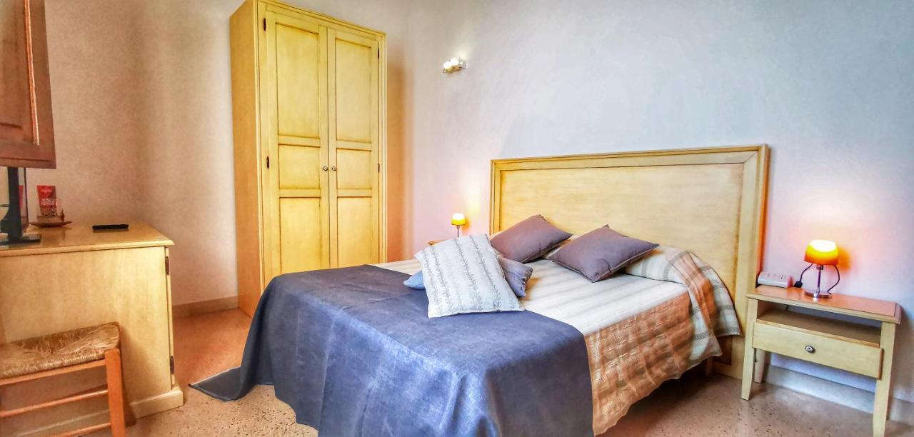 Double Room,1361476394:JPEG