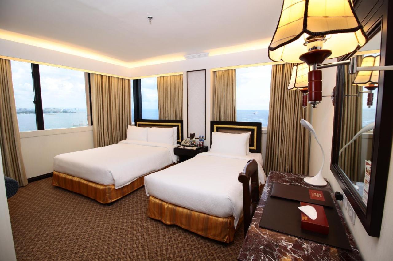 Deluxe Twin or Double Room