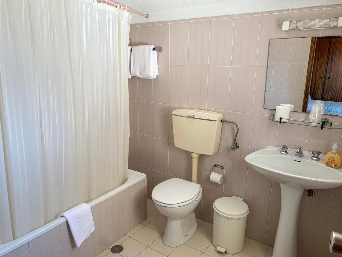 Quarto Twin Económico