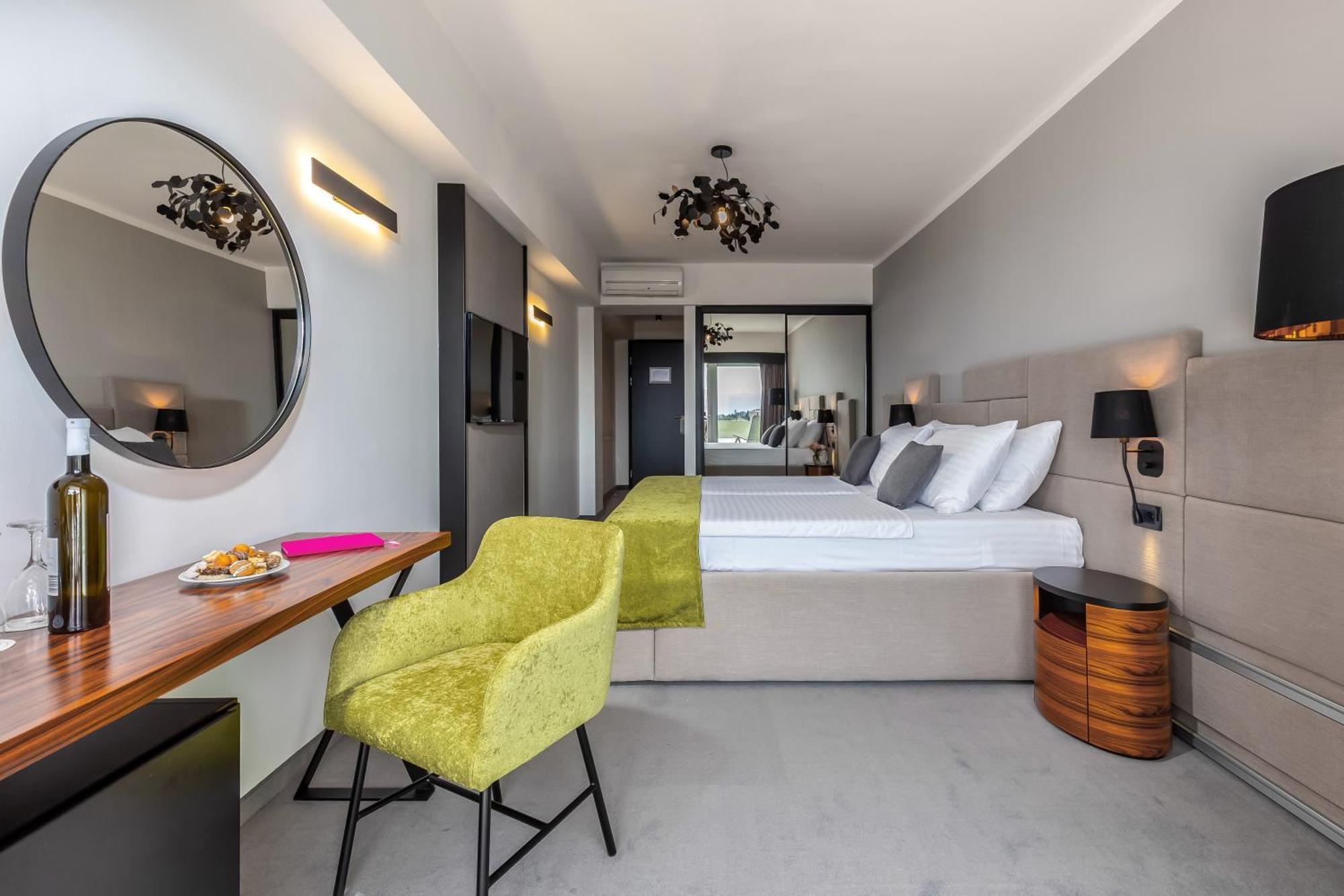 Superior Double Room with 2 Extra pull-out Beds, Sea Side View and Balcony