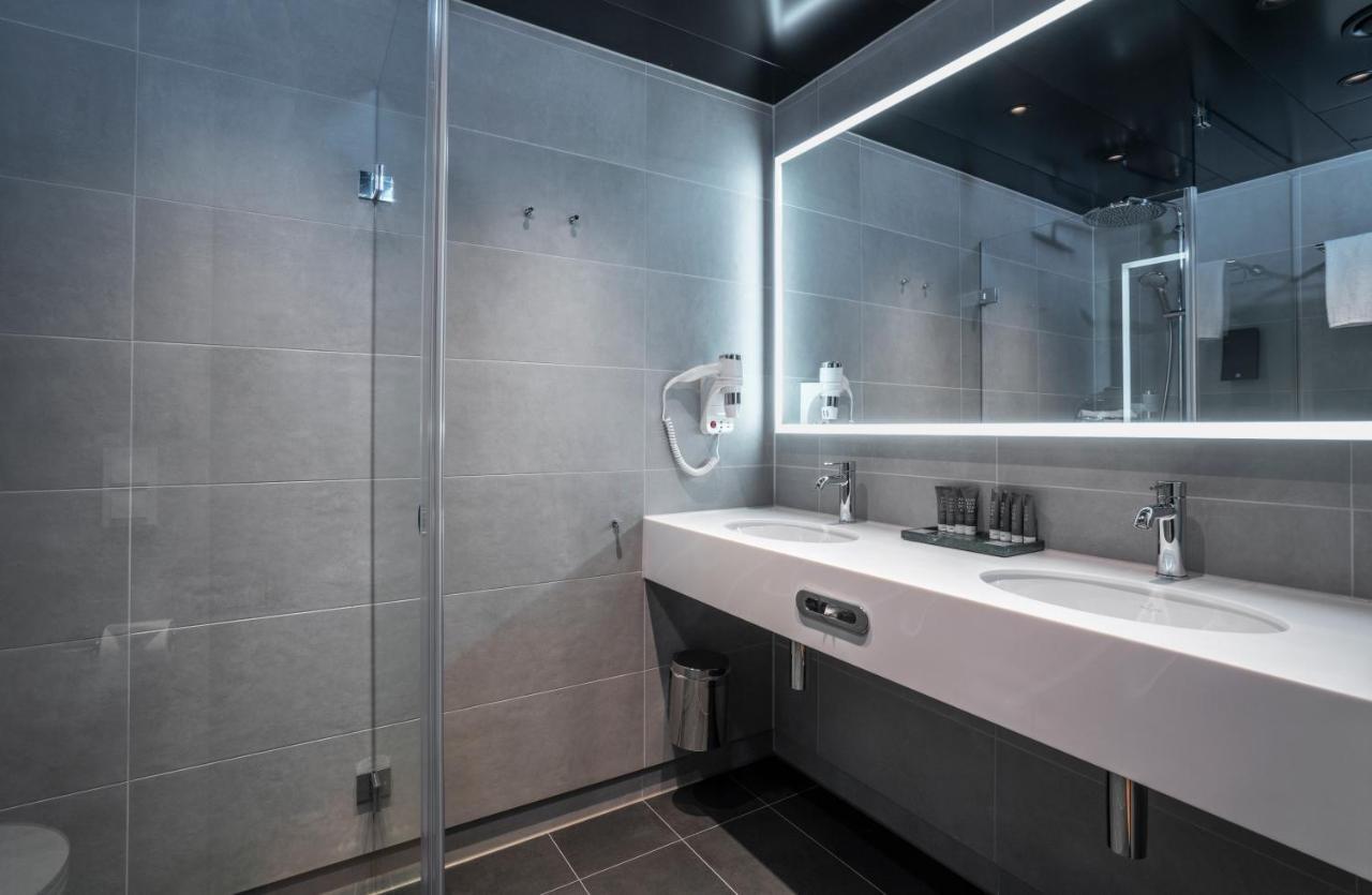 Business Double Room with Gym Access,1110439968:JPEG