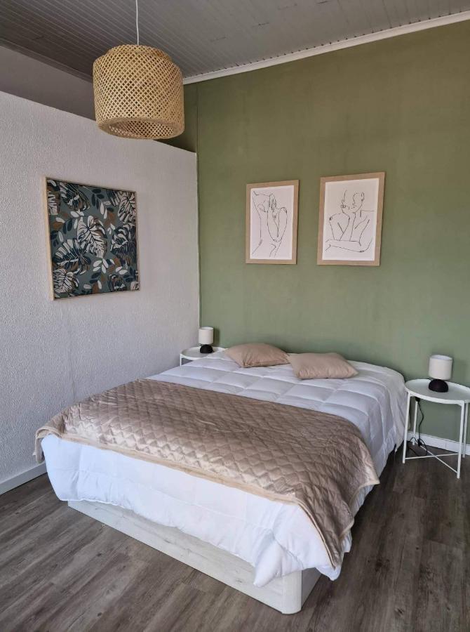 Deluxe Double Room with Balcony and Sea View,1291282528:JPEG
