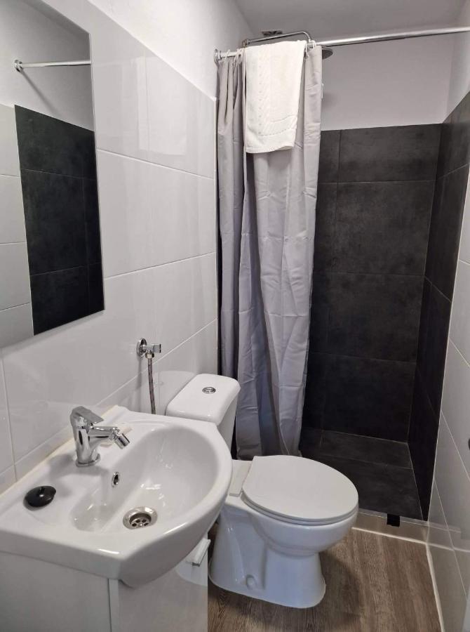 Double Room,1625482255:JPEG