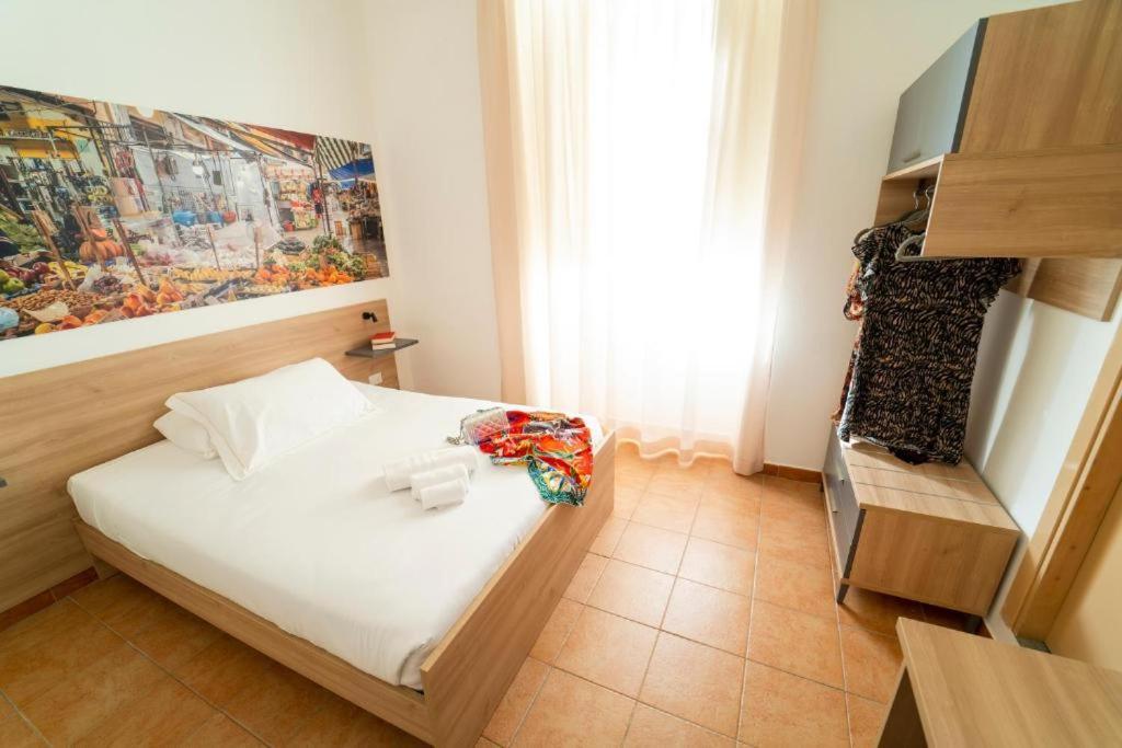Budget Single Room,1294918798:JPEG