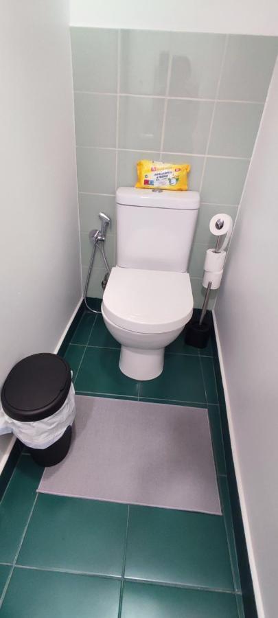 Quarto Standard com 2 Camas de Solteiro e Banheiro Compartilhado