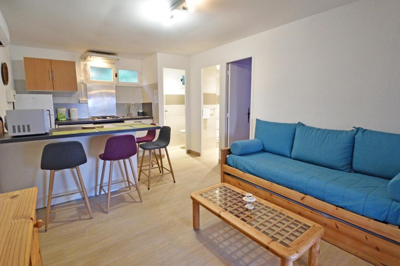 One-Bedroom Bungalow (2 Adults + 2 Children)
