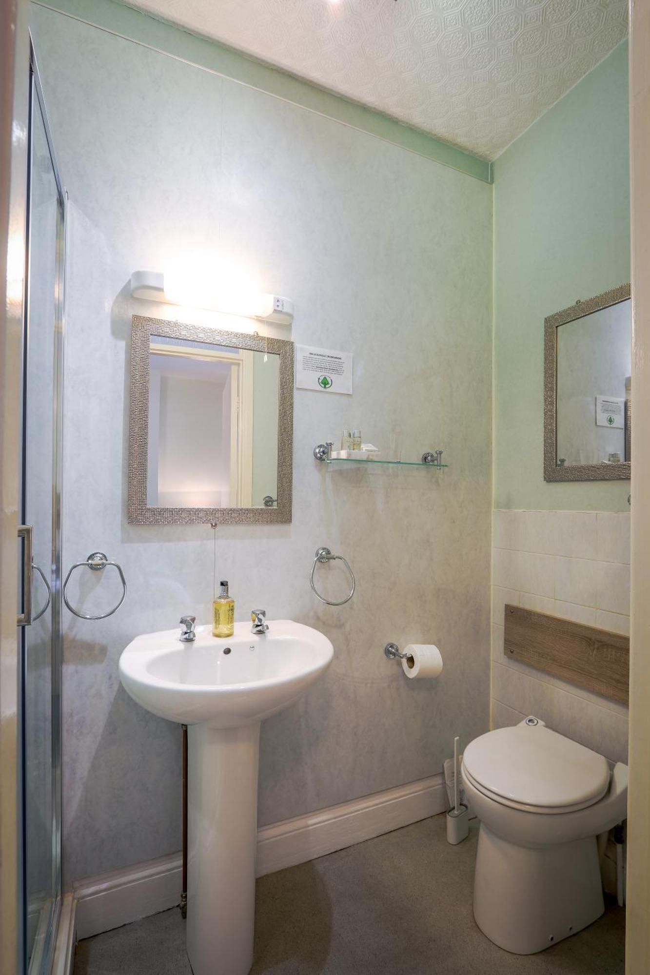 Double Room with Private Bathroom