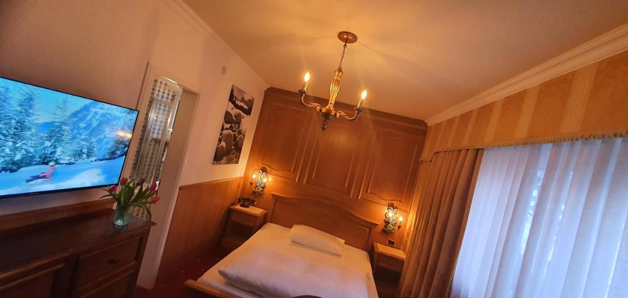 Classic Single Room,1363971851:JPEG