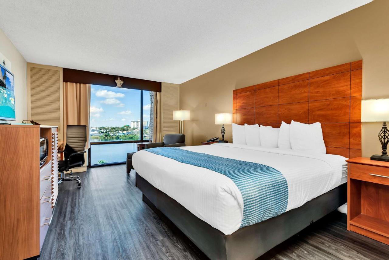 Premium Zimmer mit 1 Kingsize-Bett und Blick auf das Wasser