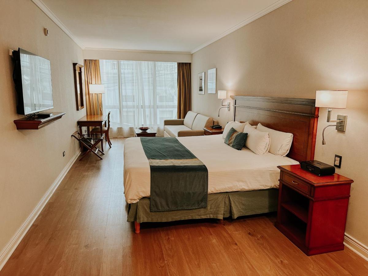 Quarto King com Banheira de Hidromassagem