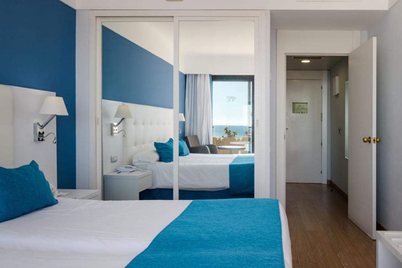 Chambre Double Supérieure avec Vue sur la Mer (2 Adultes)