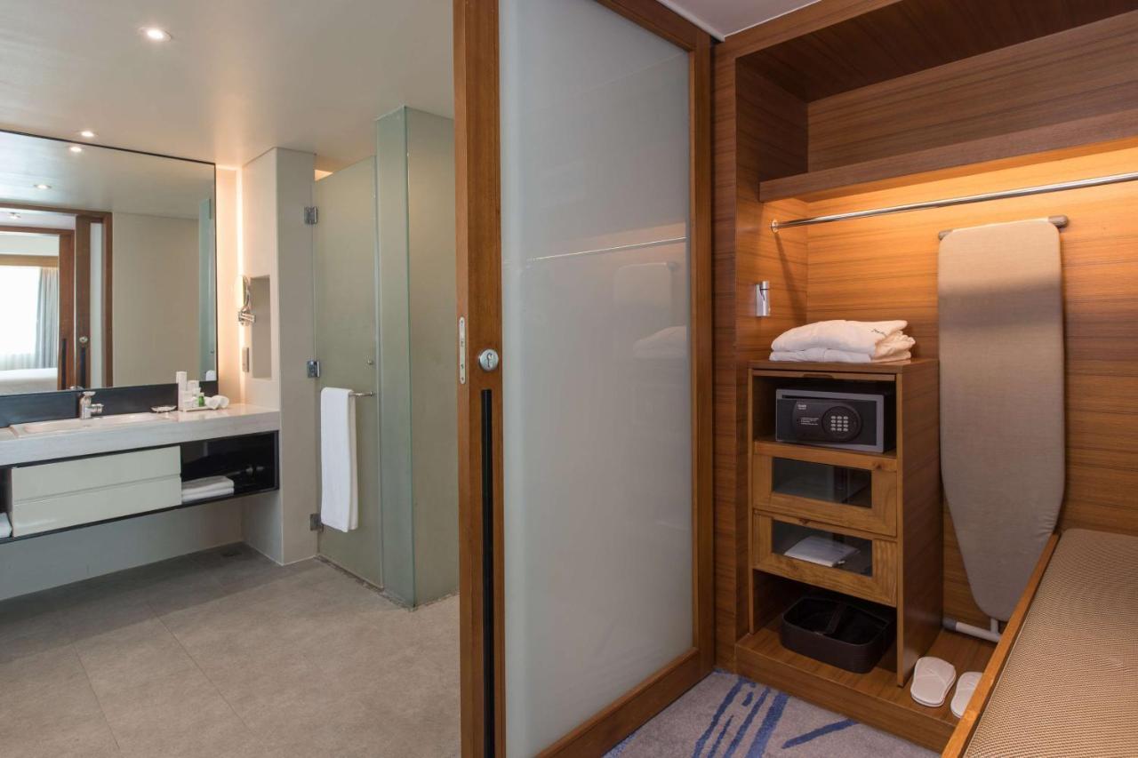 Suite with Lounge access - Harbor View,1407666215:JPEG