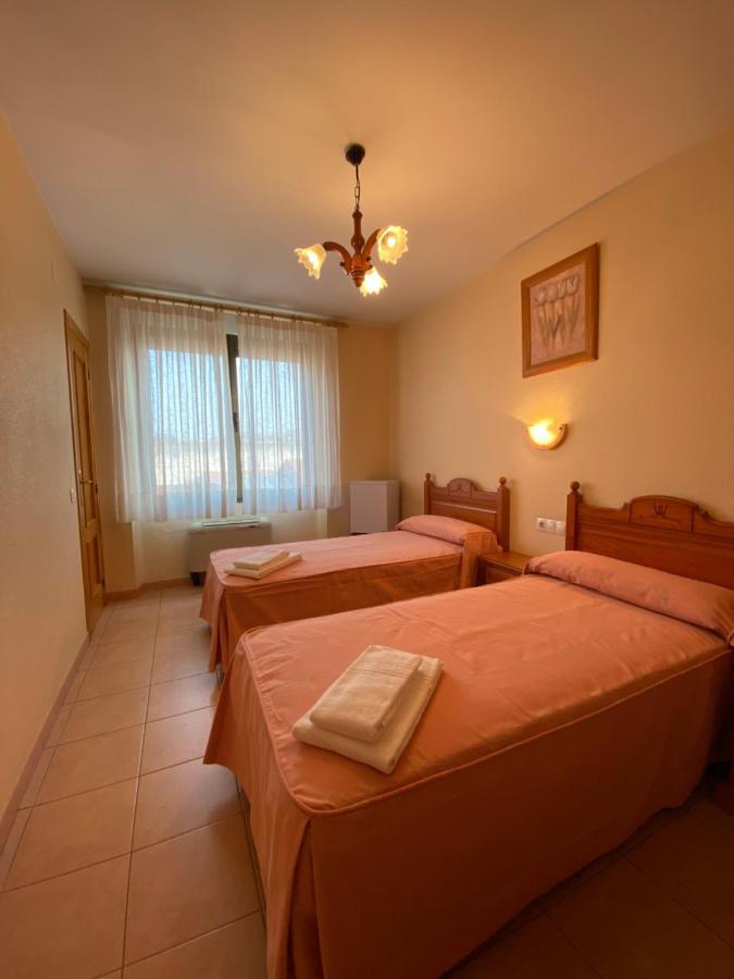 Habitación Doble con baño privado - 2 camas