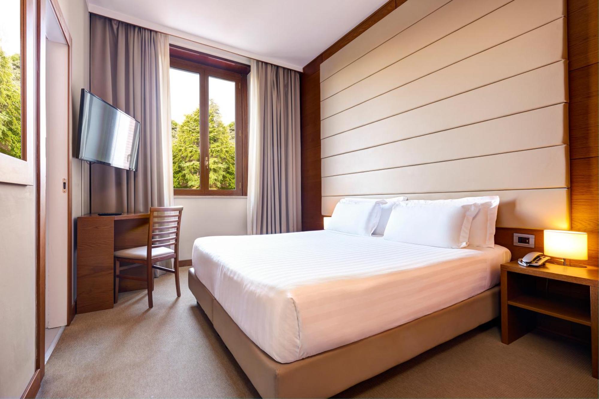 Superior Double or Twin Room,1437745714:JPEG