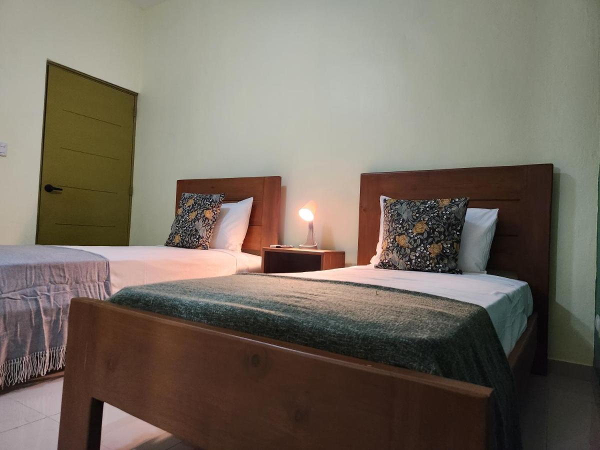 Deluxe Double Room with Two Single Beds