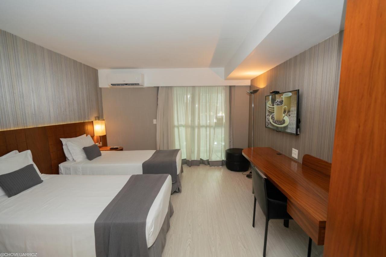 Luxury Twin Room with Street View