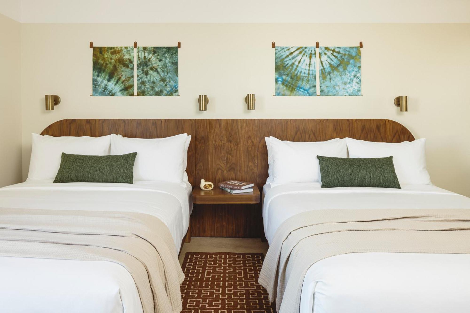 Standard Double Room,1507626637:JPEG