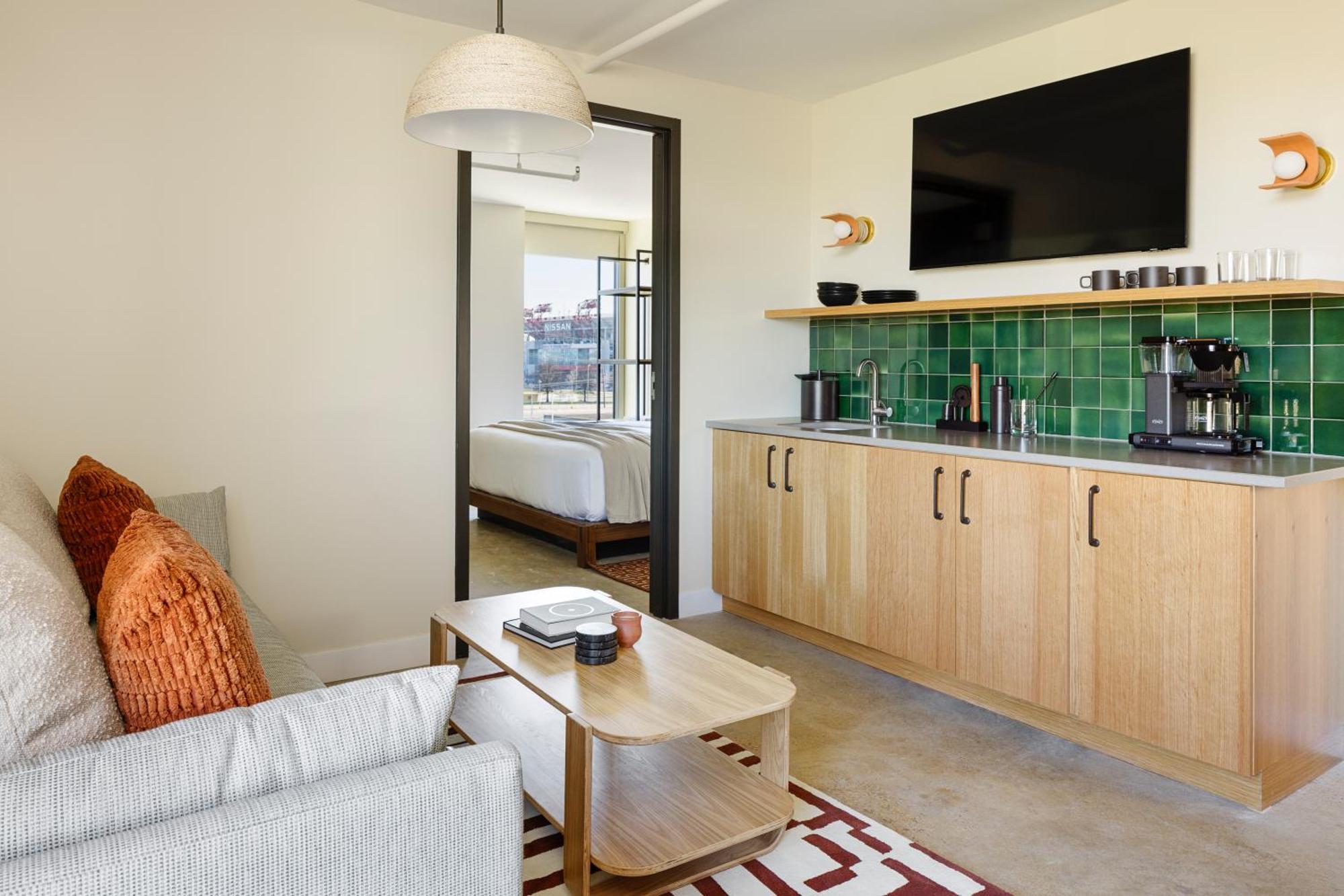 One-Bedroom Suite,1501222135:JPEG