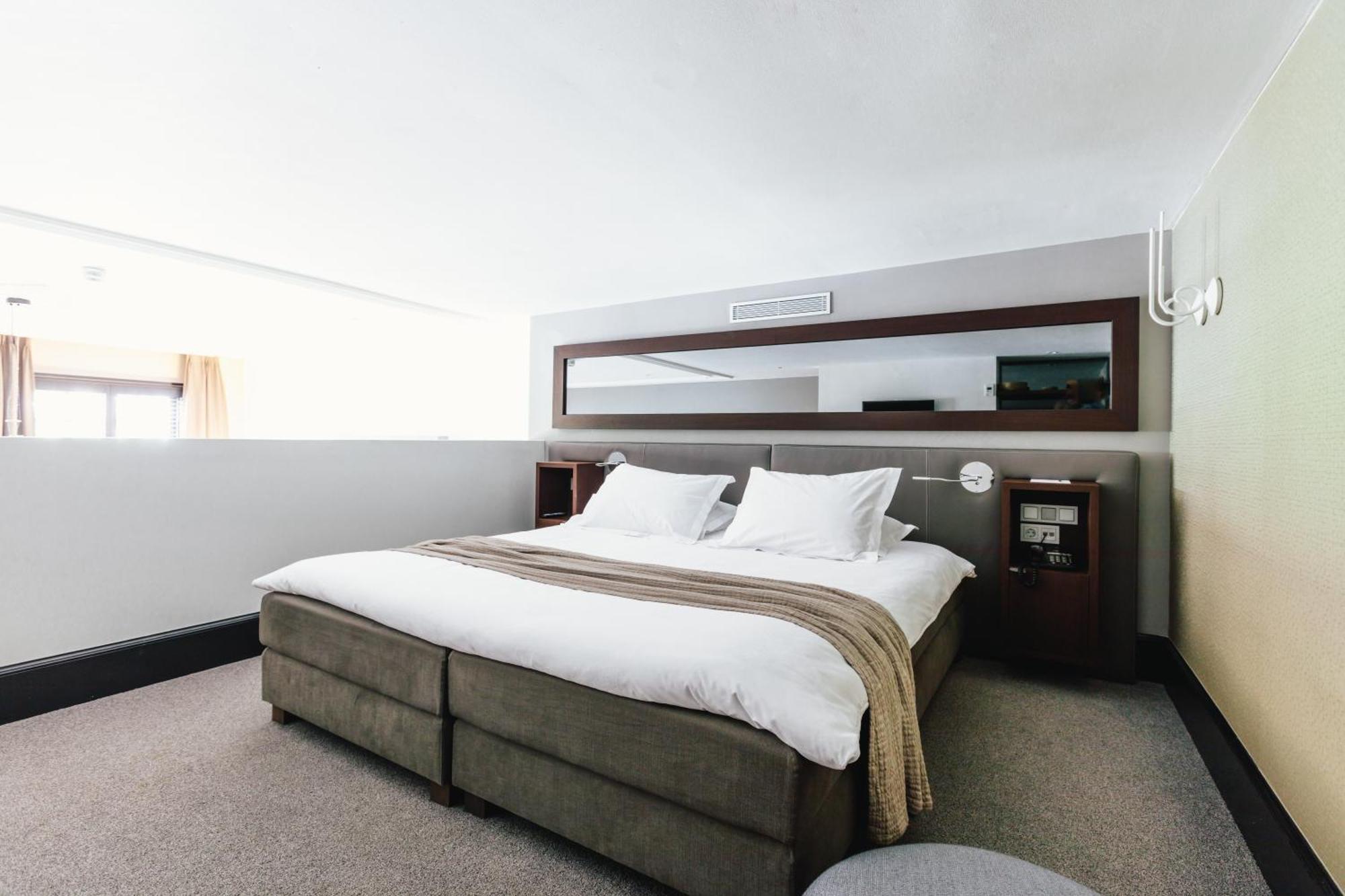 Suite de lujo con vistas al canal