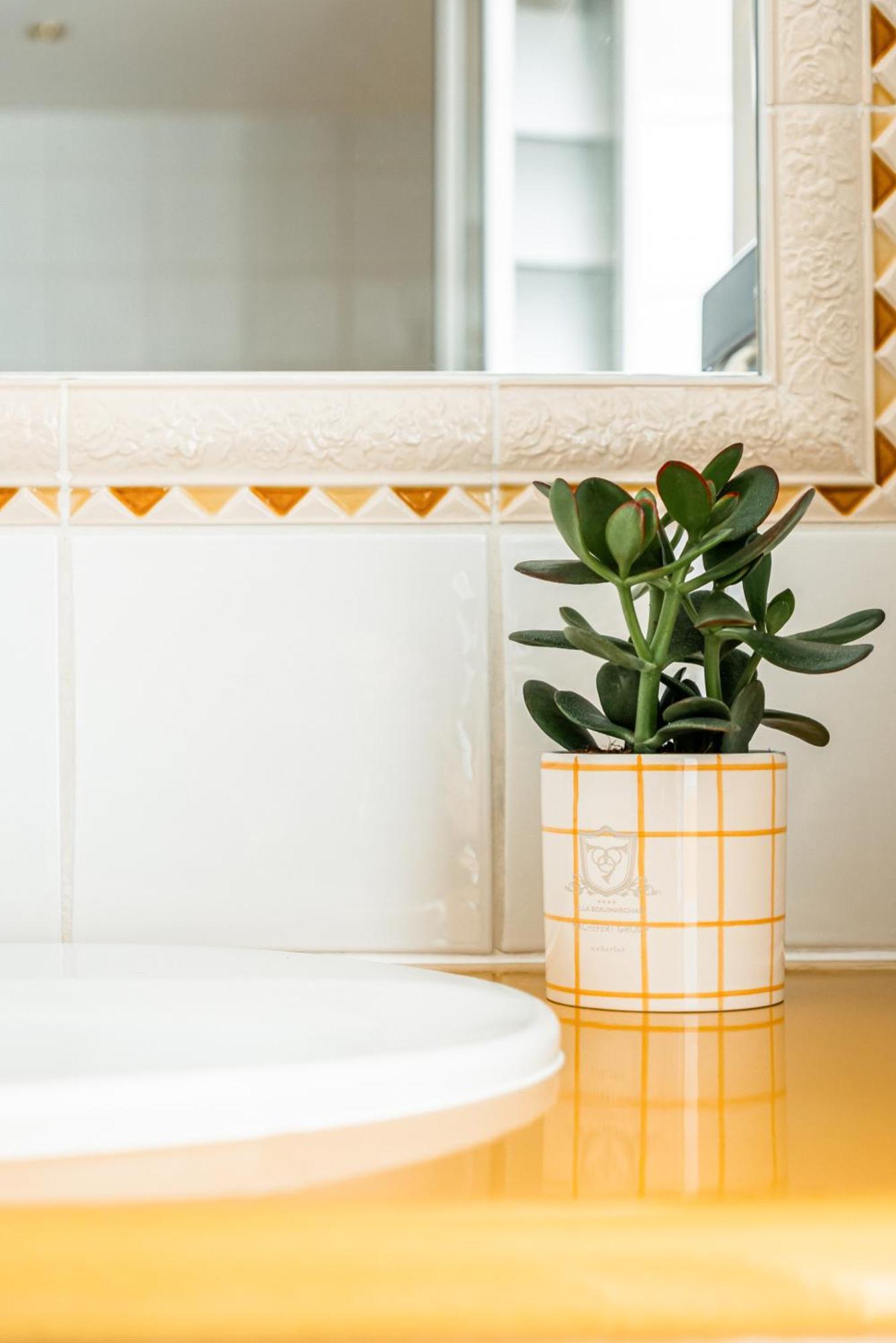 Double Room,1539782362:JPEG