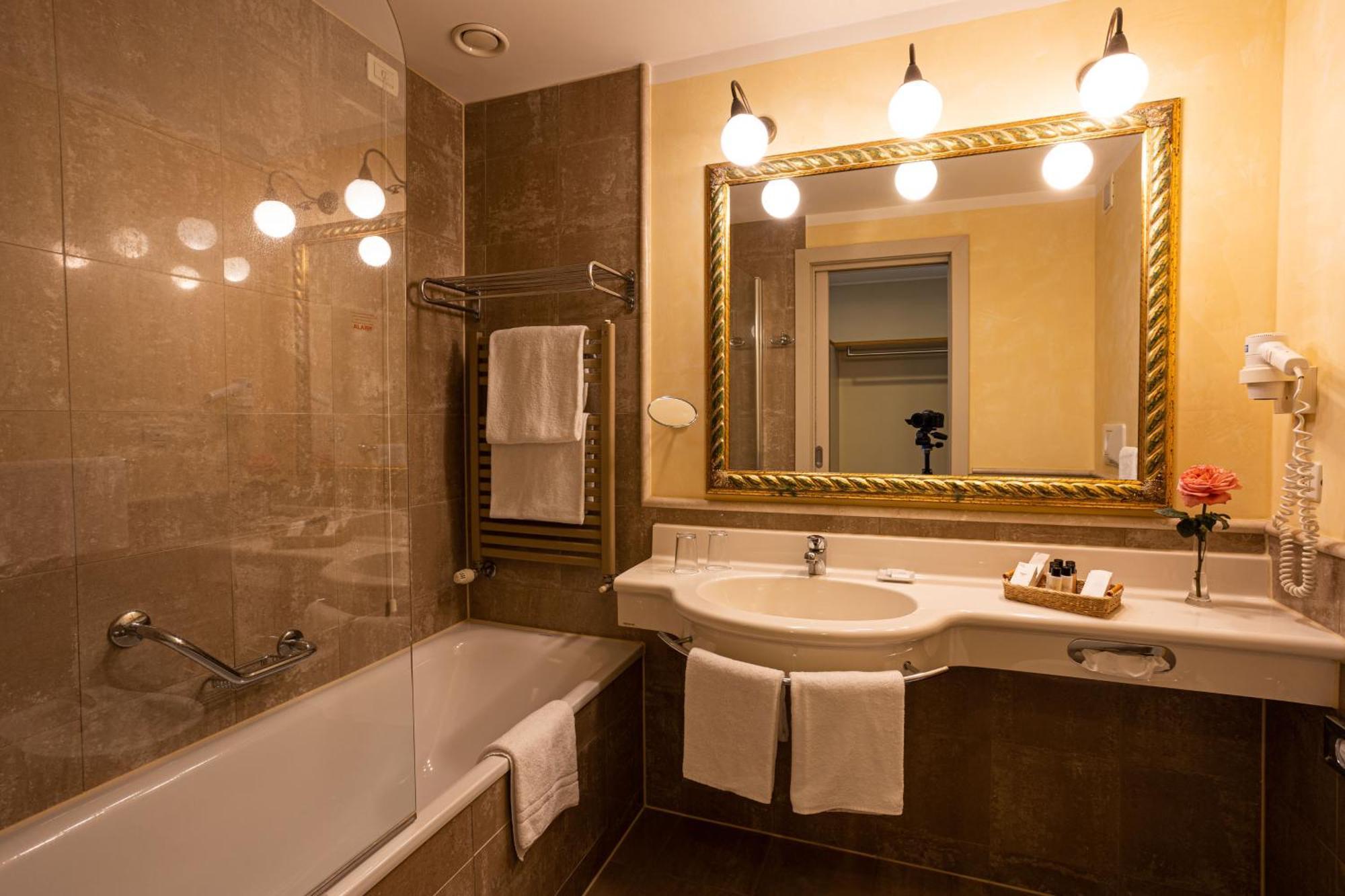 Standard Triple Room,1540663189:JPEG