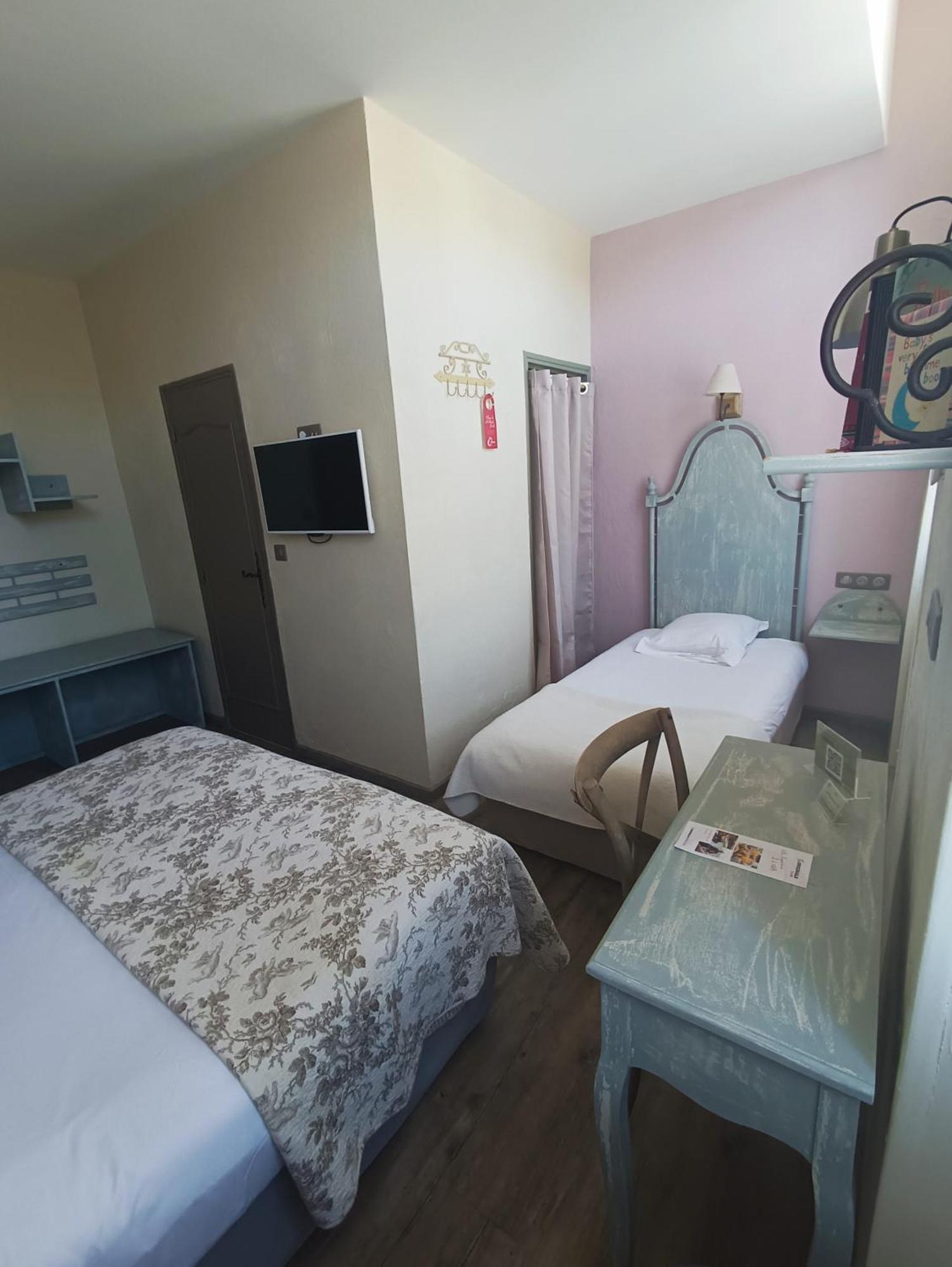 Triple Room,1550620945:JPEG