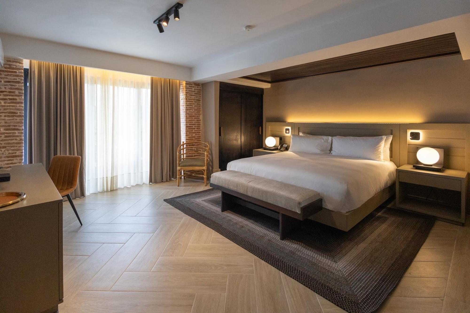 Junior Suite with Mountain View