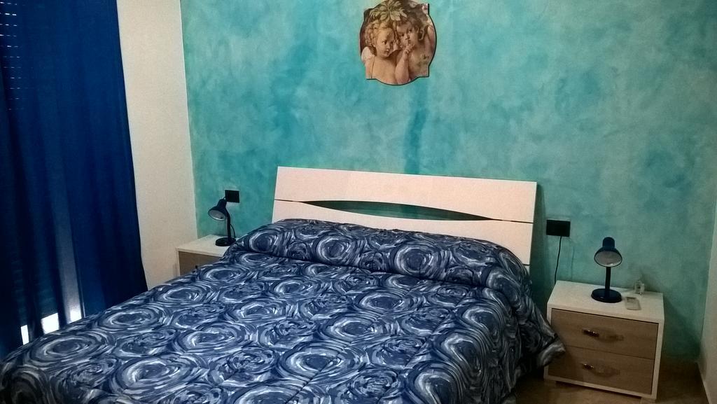 One-Bedroom Apartment,180638499:JPEG
