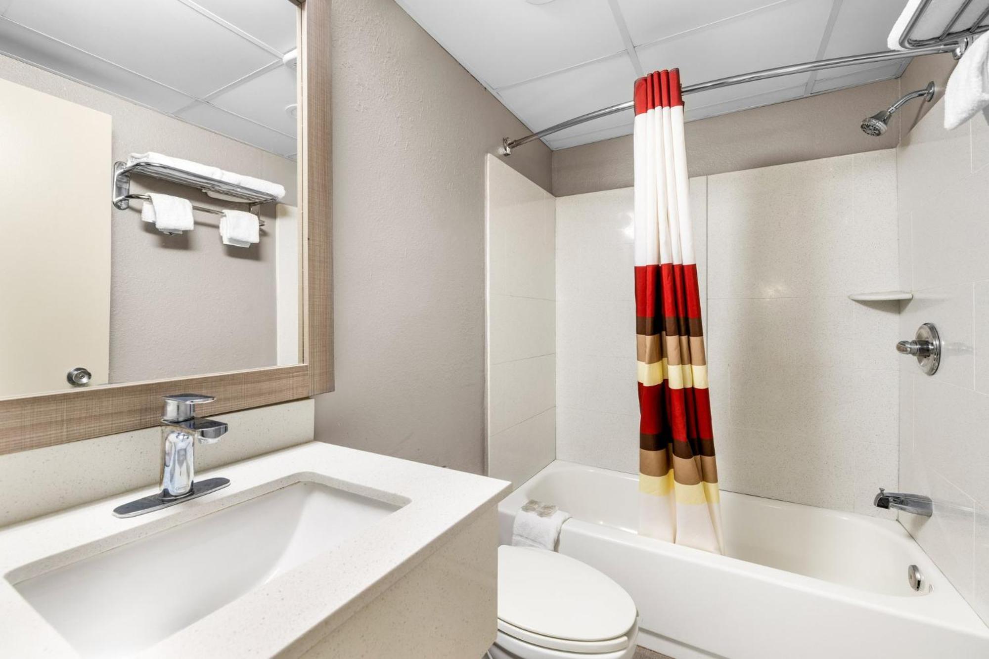 Deluxe Room with Two Double Beds Non-Smoking