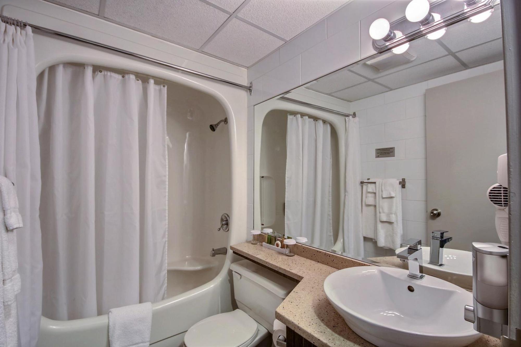 Chambre Double avec Lit d'Appoint