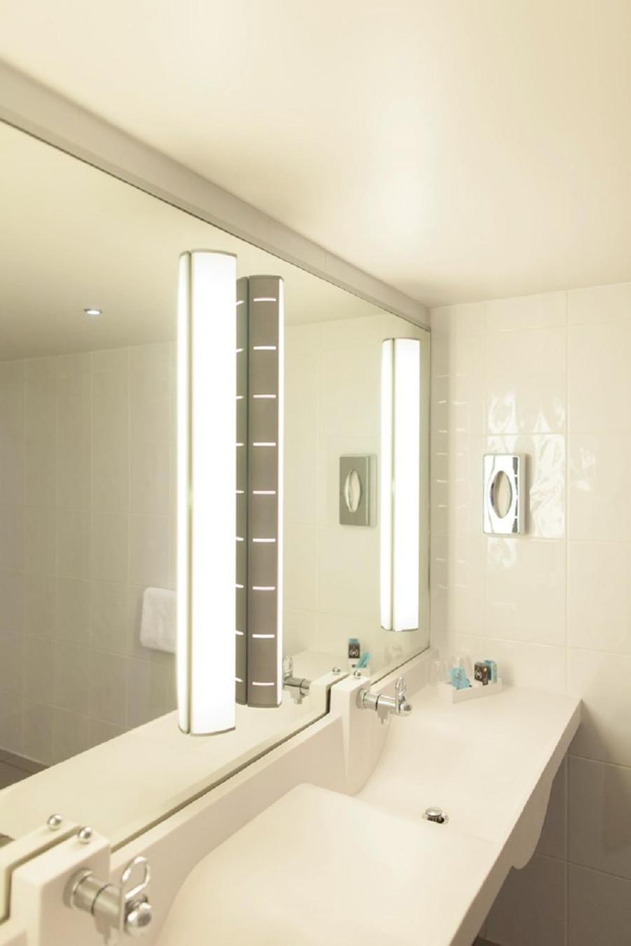 Superior King Suite with Double Sofa Bed,1704847496:JPEG