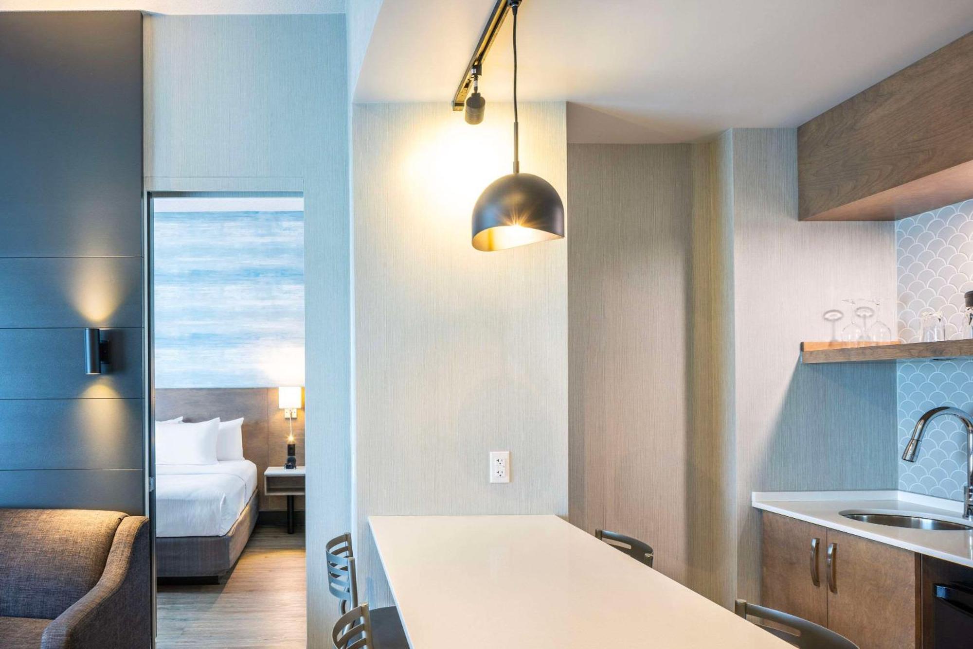 King Suite with Sofa Bed