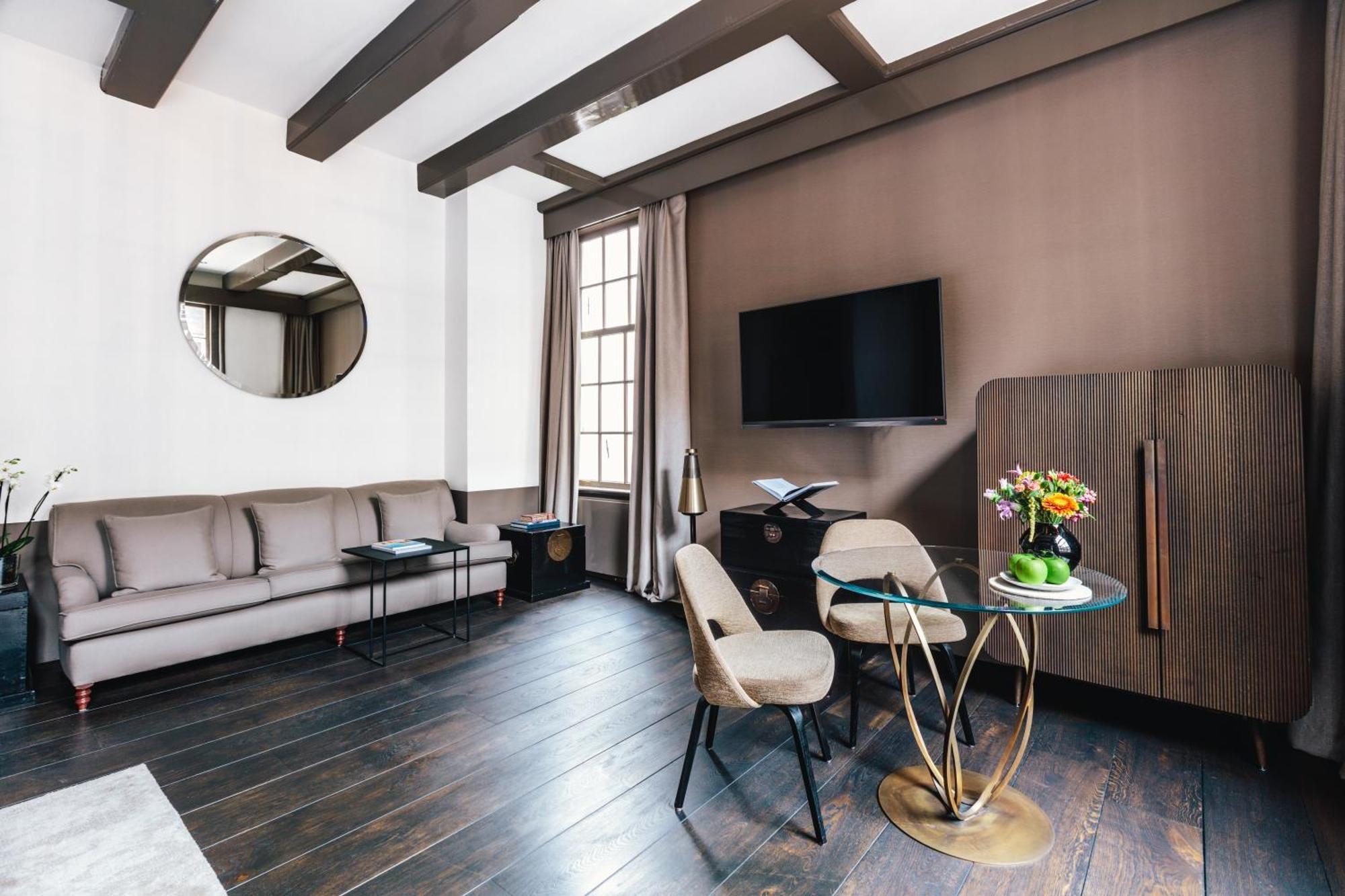 Suite de Lujo con vistas al jardín