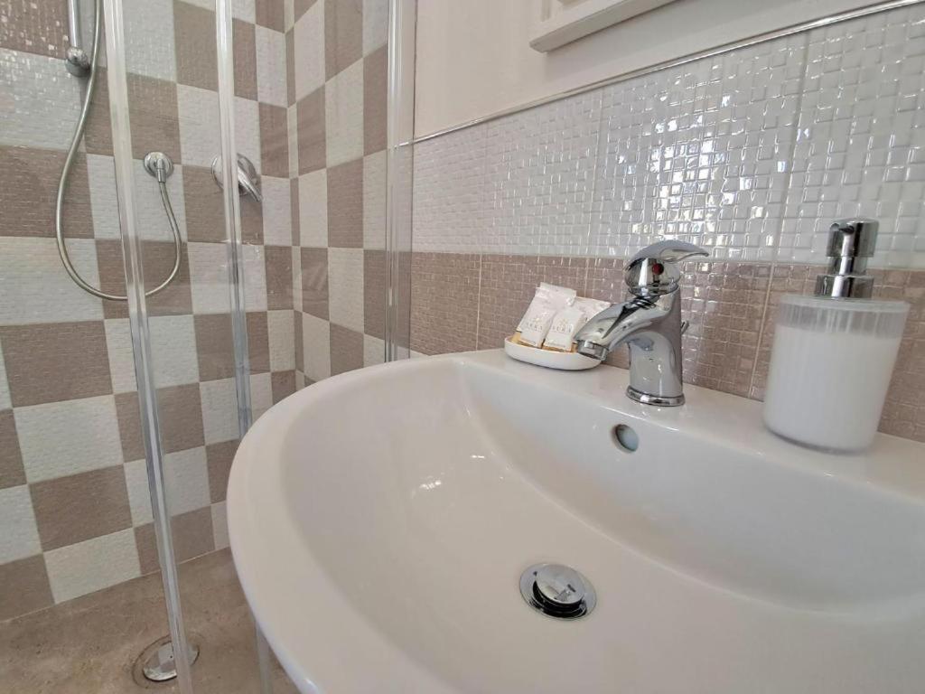 Camera Matrimoniale con Bagno Privato