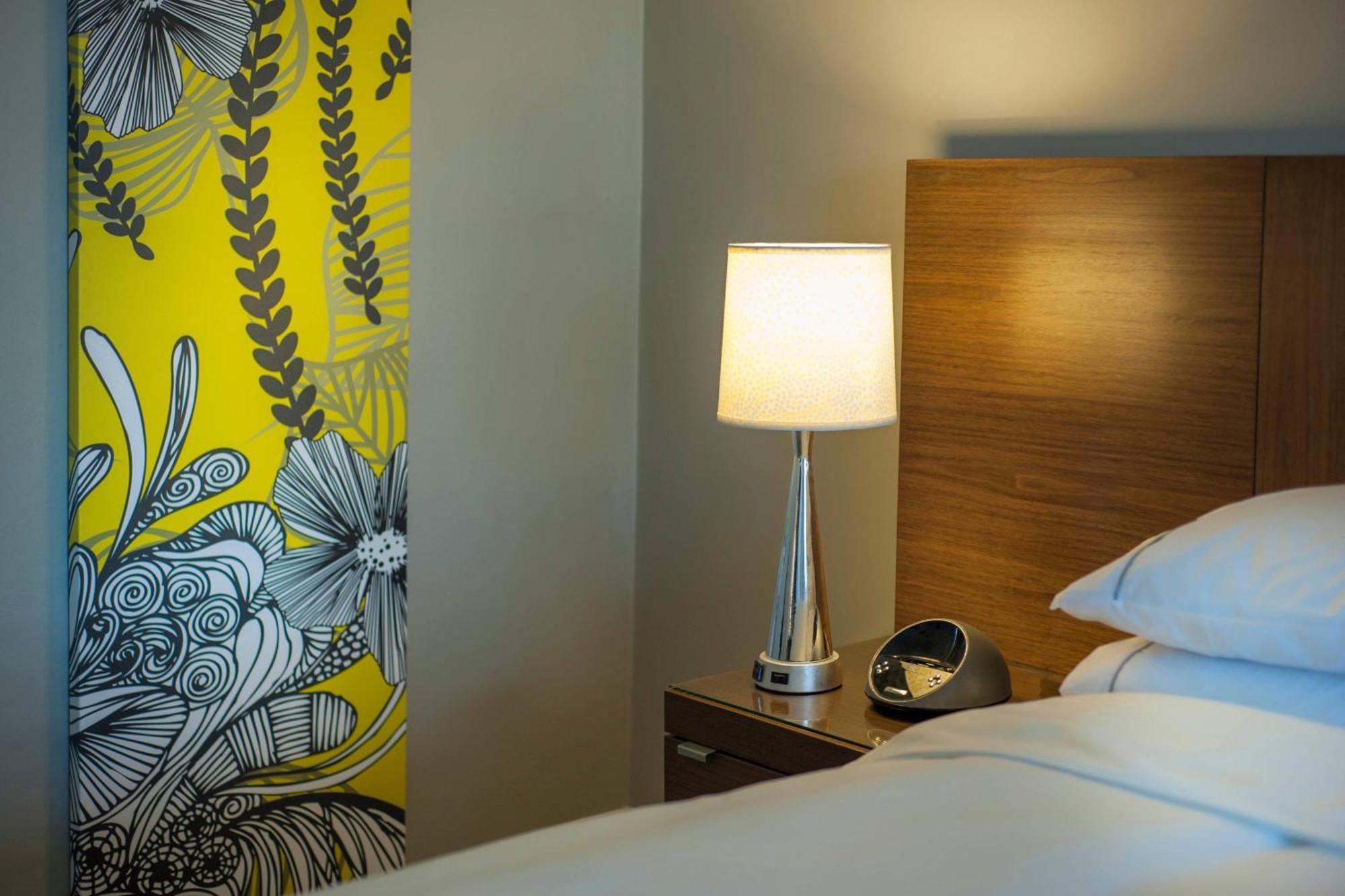 Quarto com 1 Cama King-size - Prédio Garden
