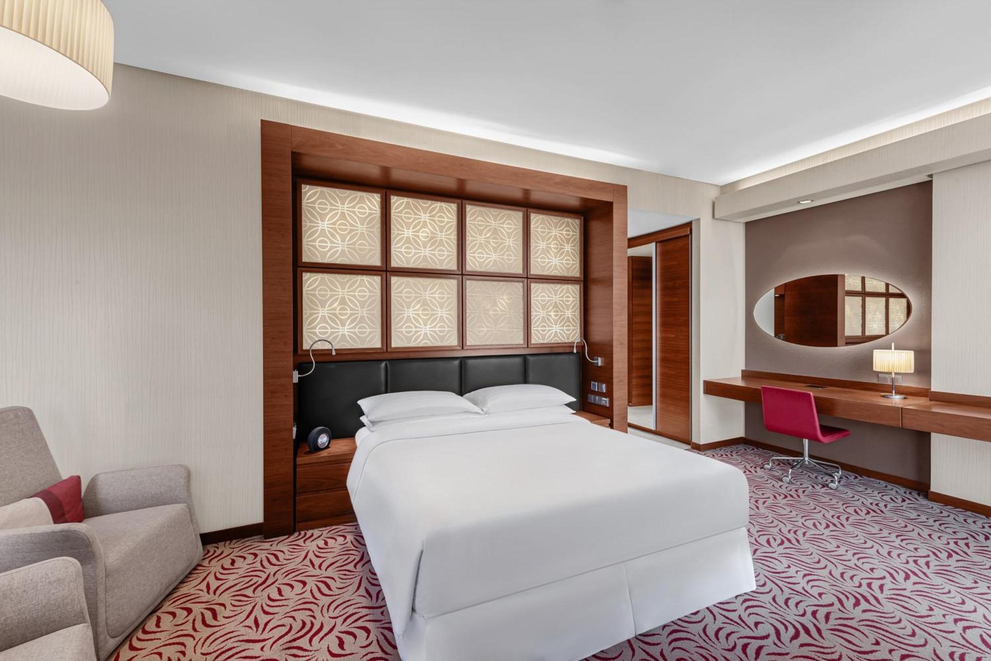 Classic Room - 1 King bed,1632255456:JPEG