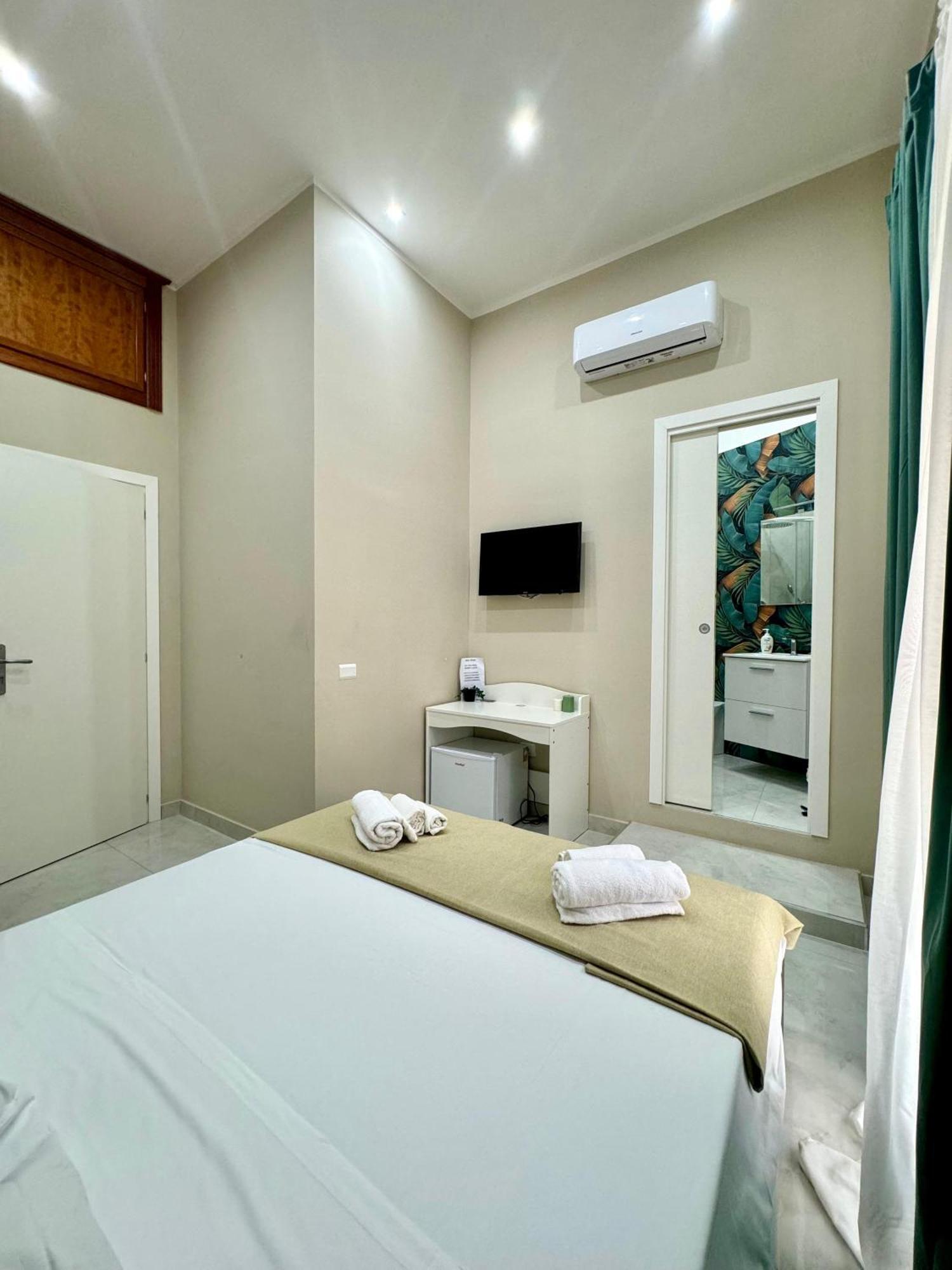 Double Room with Private Bathroom,1635068945:JPEG