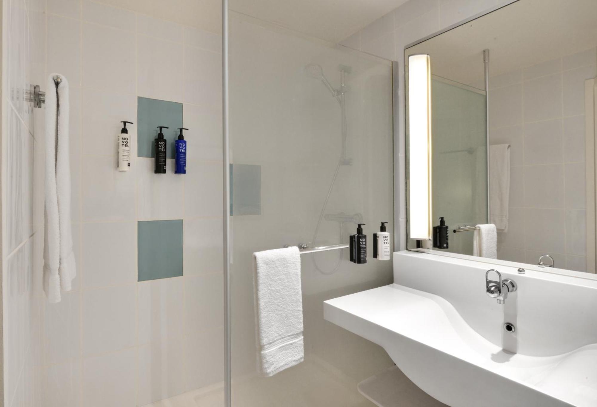 Standard Double Room with City View,1652756138:JPEG